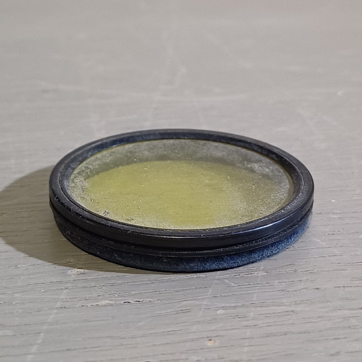 VINTAGE GEELFILTER A27 27MM OPSTEEK PUSH-ON ANALOOG CAMERA, Overige merken, Minder dan 50 mm, Ophalen of Verzenden, Zo goed als nieuw