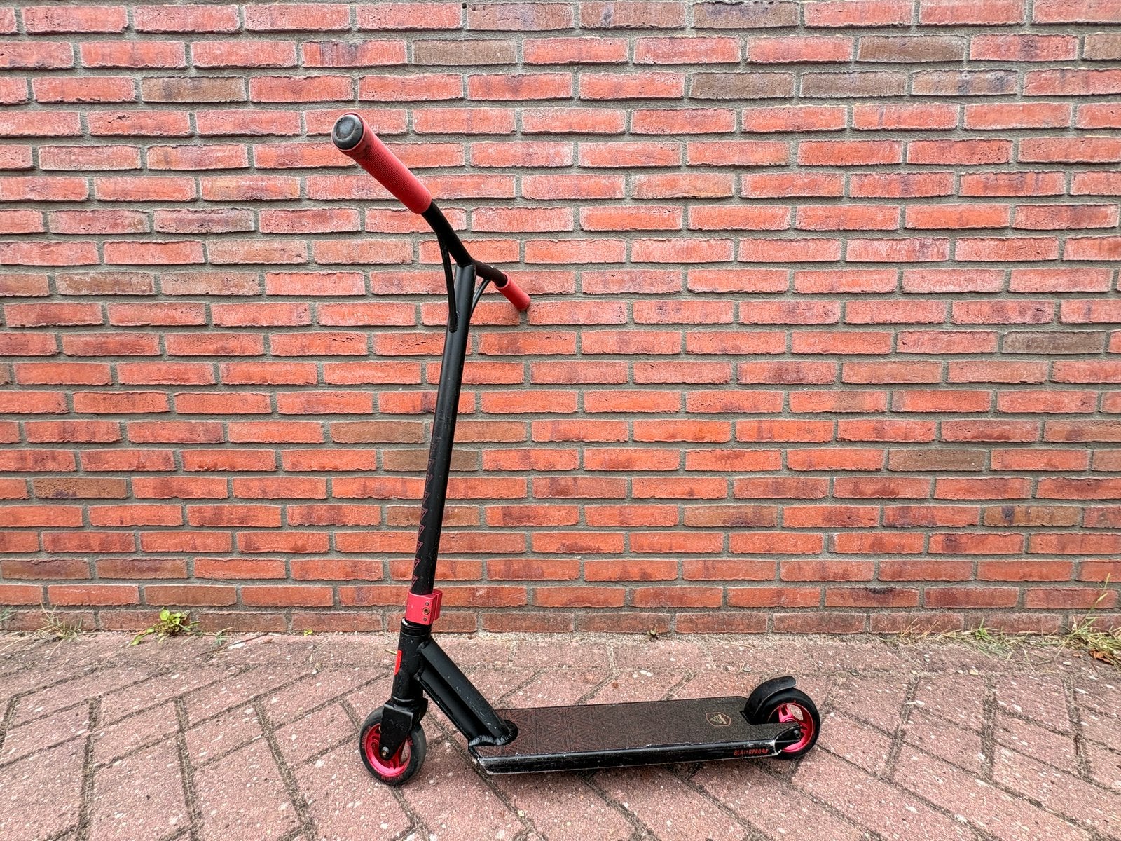 Blazer Pro Spectre stuntstep – zwart/rood, Ophalen, Gebruikt, Overige typen