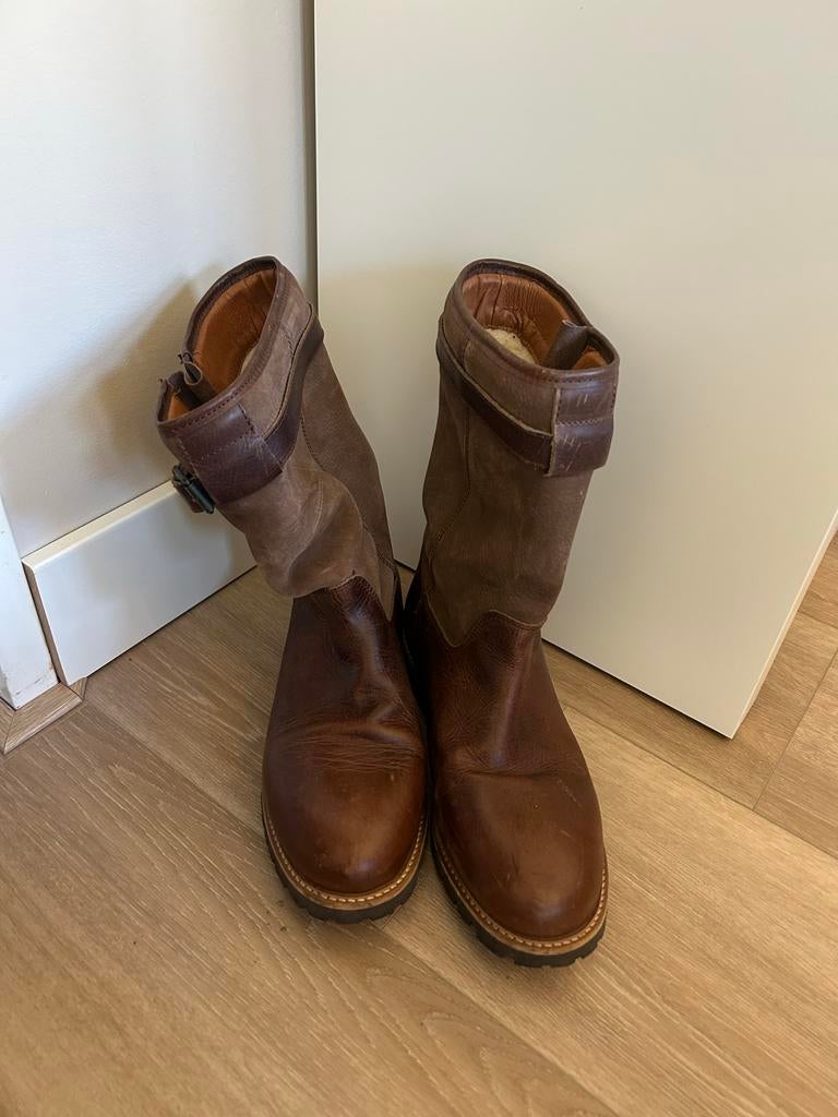 Travelin boots maat 44, Kleding | Dames, Schoenen, Ophalen of Verzenden, Gedragen, Bruin, Lage of Enkellaarzen