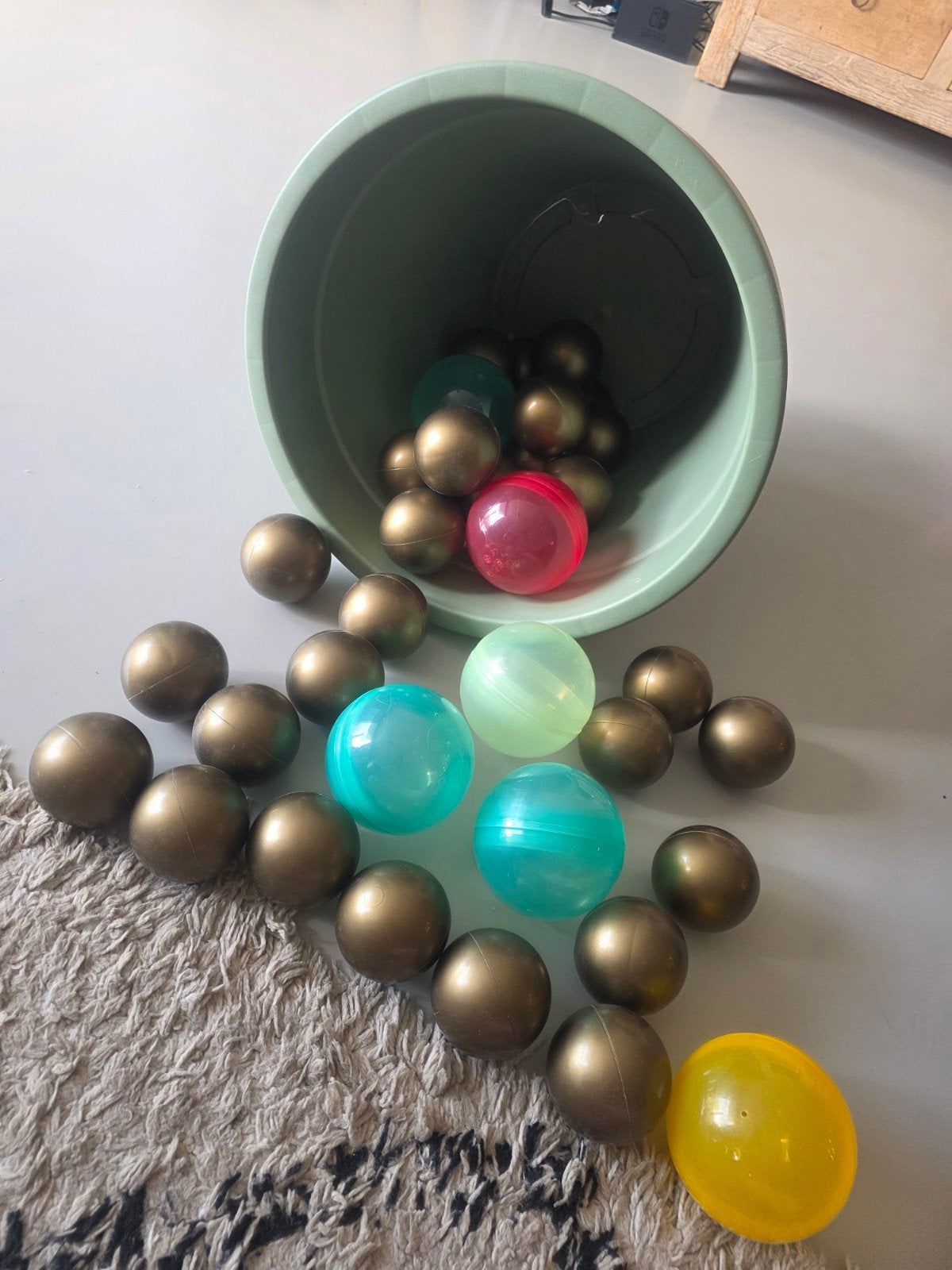 Ballenbak gouden ballen, Ophalen of Verzenden