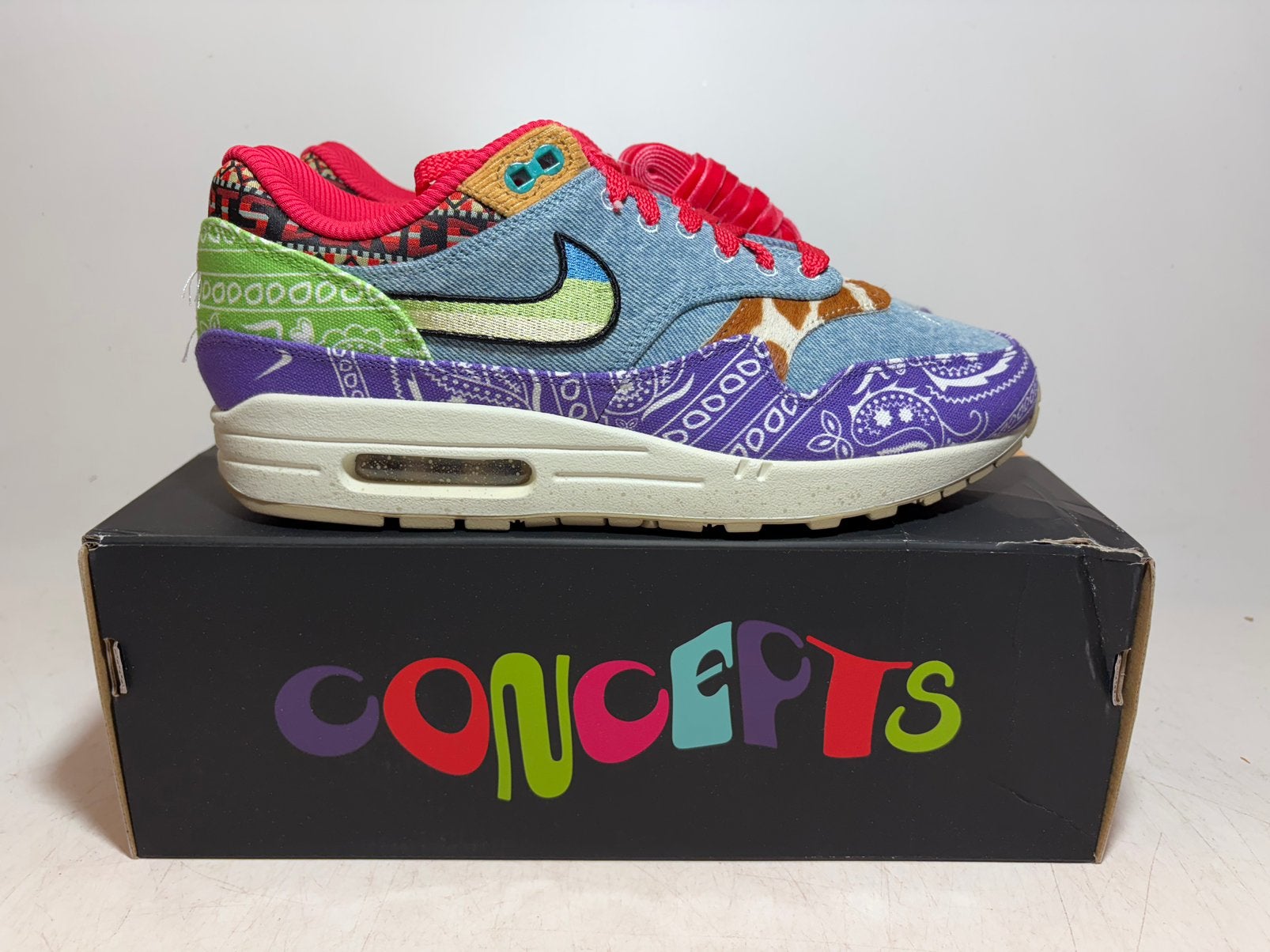 Nike Air Max 1 Concepts Far Out (special box), Kleding | Heren, Schoenen, Overige kleuren, Nieuw, Ophalen of Verzenden, Sneakers of Gympen