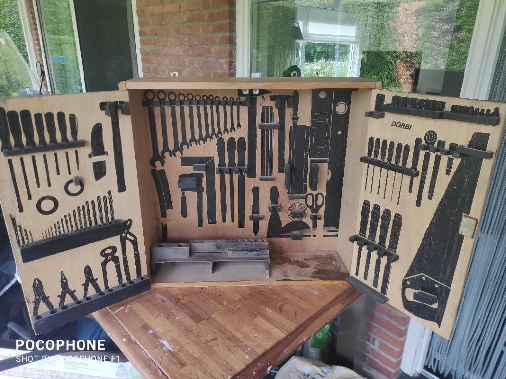 Gereedschap opbergkastje, Ophalen, Gebruikt