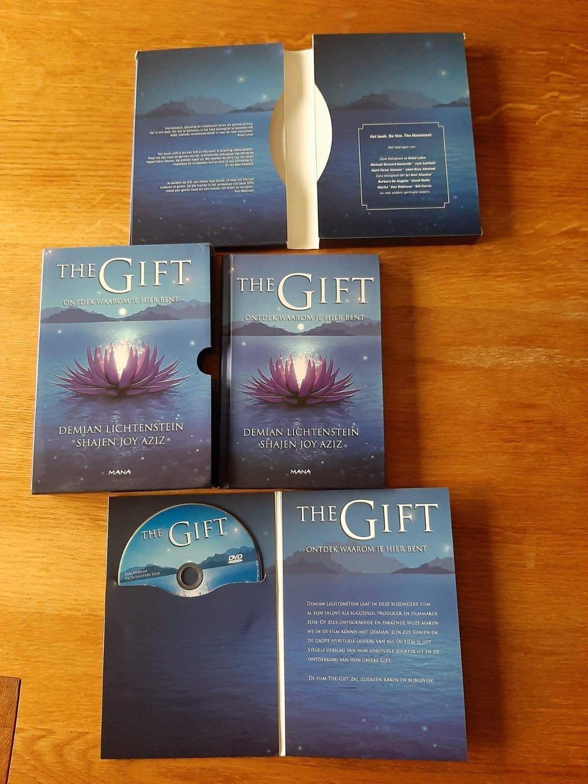Boek en DVD The Gift Nederlands, Ophalen of Verzenden, Walkman