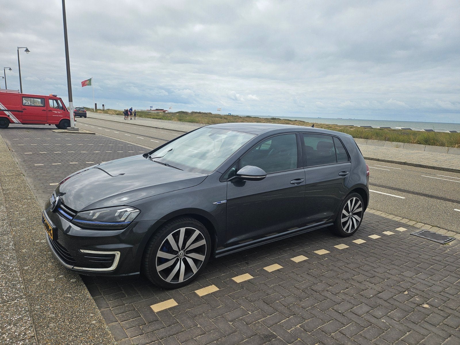Volkswagen Golf 1.4 TSI Phev 204pk 5D DSG 2015 Zwart, Stof, Zwart, Zwart, 1499 kg