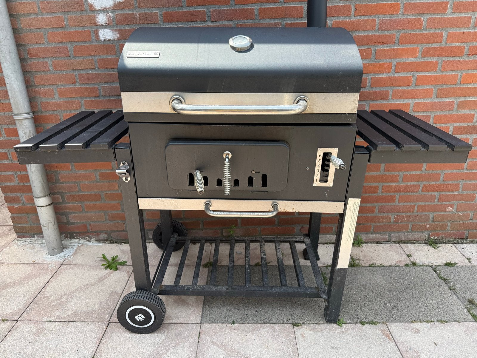 Tarrington House houtskoolbarbecue - Zo goed als nieuw!, Ophalen of Verzenden, Zo goed als nieuw