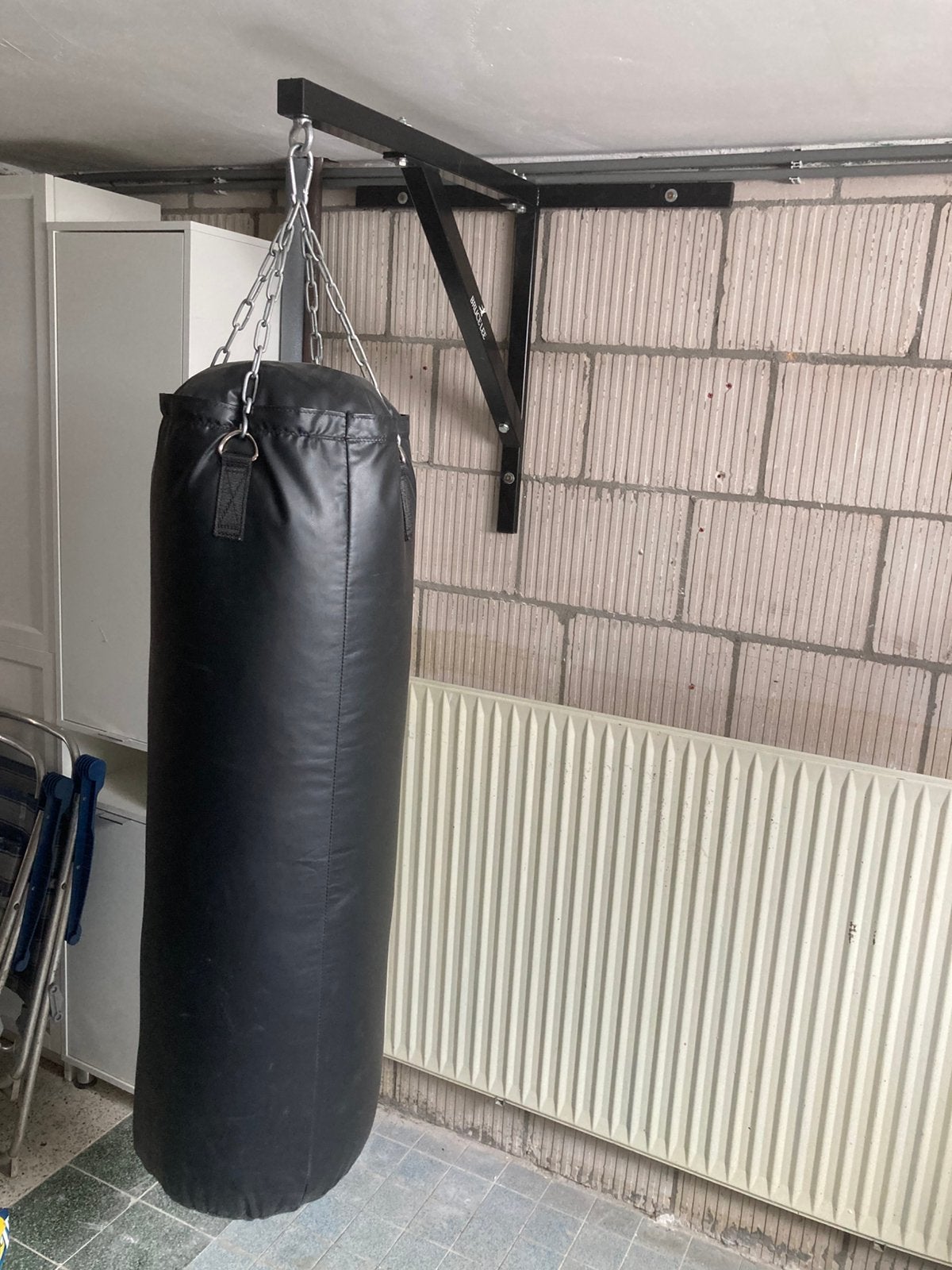 Bokszak Bruce Lee, zwaar model, hele nette staat., Sport en Fitness, Boksen, Zo goed als nieuw, Bokszak, Ophalen