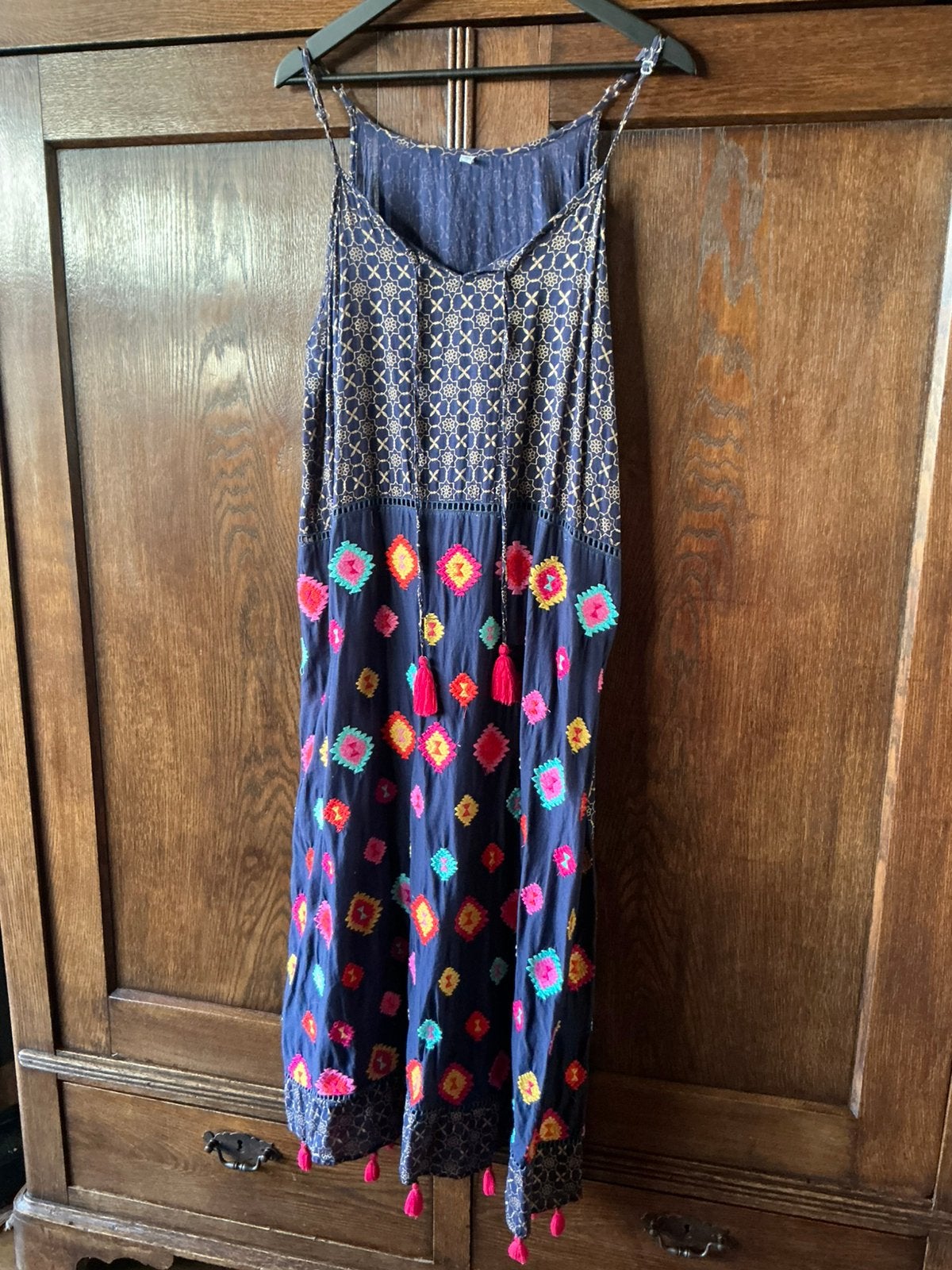 Ibiza jurk Pall Mall ❤️ met borduursels en kwastjes, Kleding | Dames, Onbekend, Zo goed als nieuw, Onbekend, Onder de knie