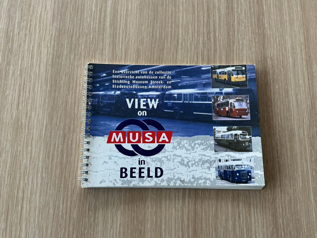 MUSA IN BEELD, Ophalen of Verzenden, Zo goed als nieuw