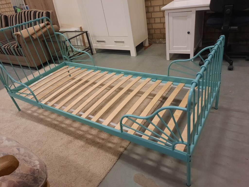 Ikea Minnen turquoise meegroeibed maximum 80x200 cm, Huis en Inrichting, Slaapkamer | Bedden, Gebruikt, Eenpersoons, 80 cm, 200 cm