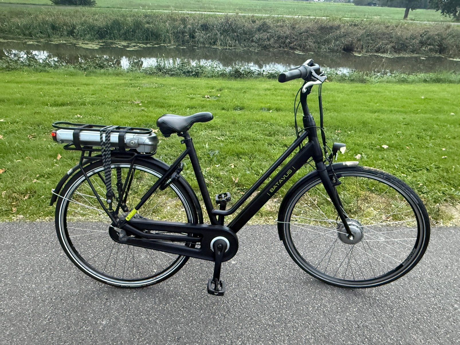 Nette Batavus Fonk elektrische damesfiets framemaat 53 cm, Ophalen, Batavus, Zo goed als nieuw, 51 tot 55 cm