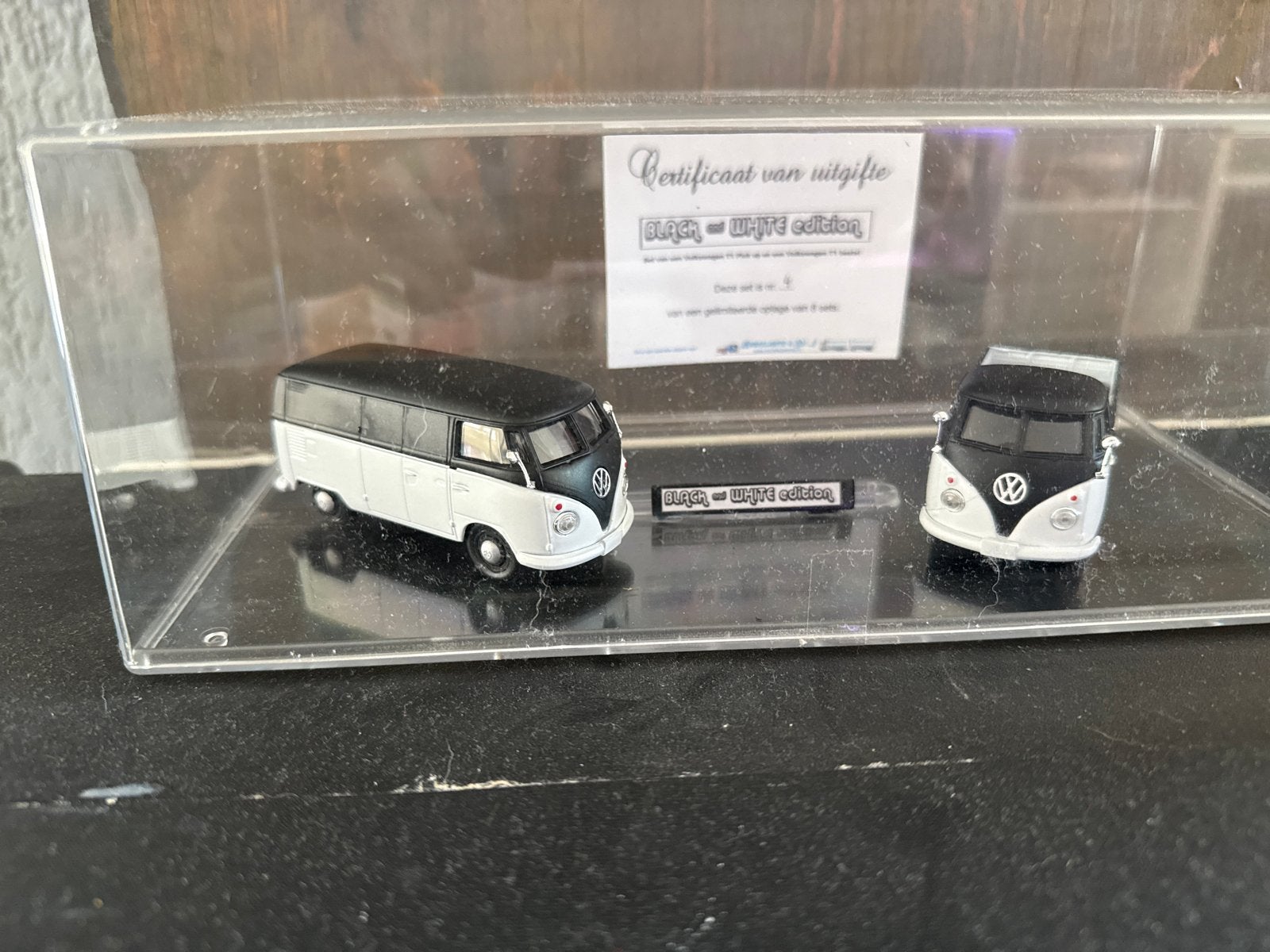 Volkswagen T1 Black and White Edition - Limited Set, Overige merken, 1:50 of kleiner, Auto, Nieuw