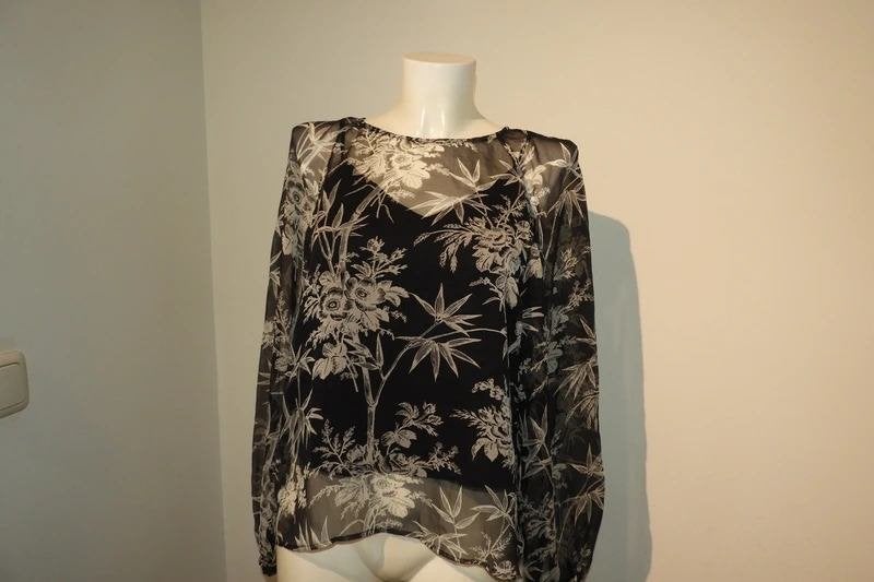 Essentiel Antwerp zwarte top witte print voile met topje S