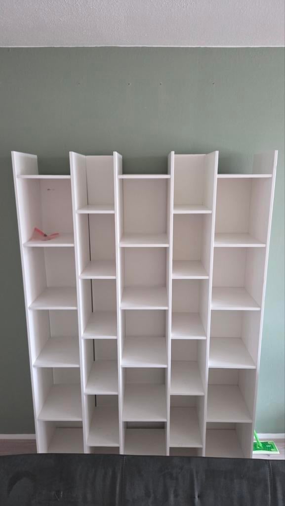 Witte Boekenkast met Planken/vakken, Ophalen, Met plank(en), Gebruikt, 100 tot 150 cm