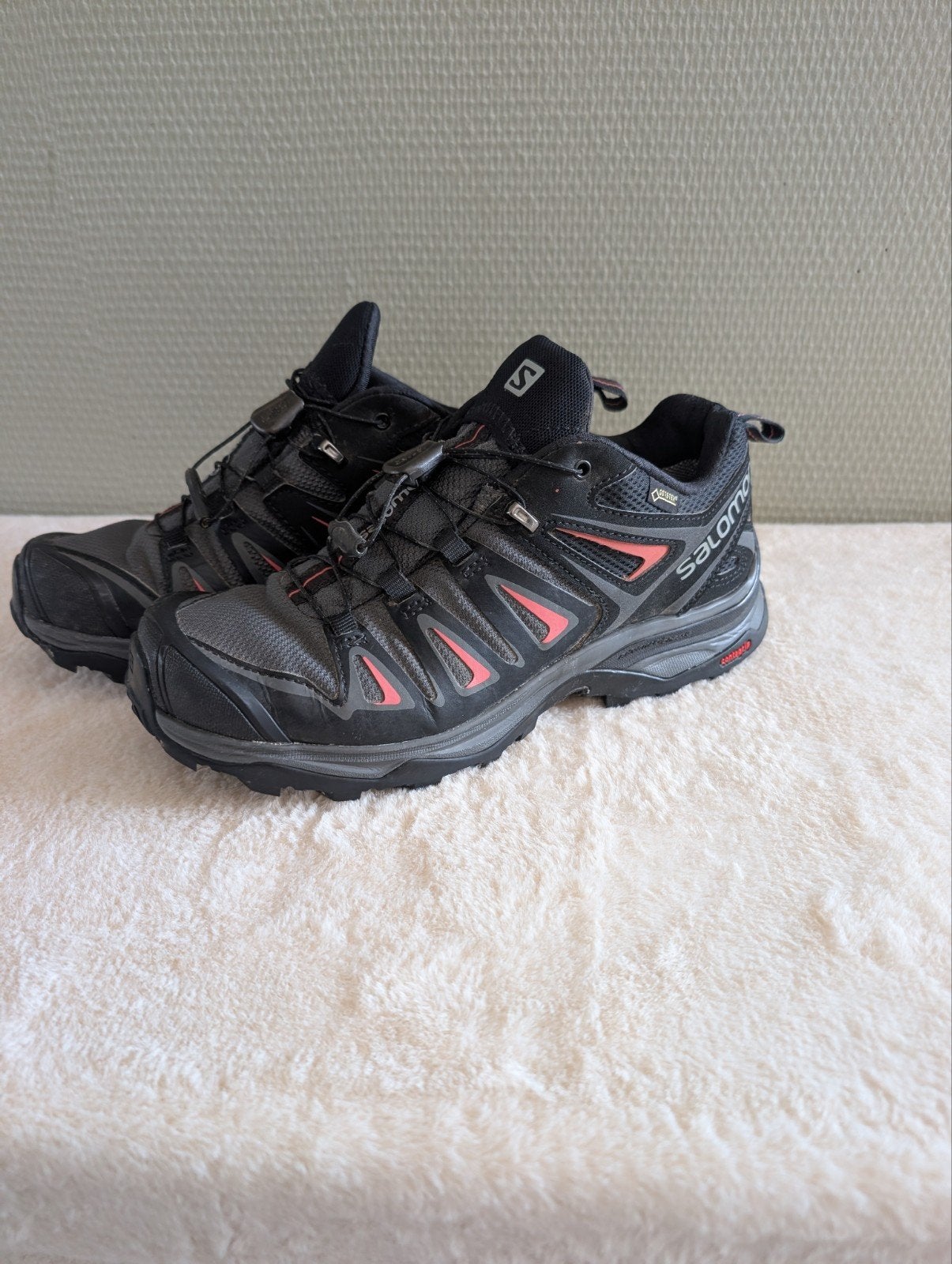 Salomon Gore-Tex Wandelschoenen Maat 38, Kleding | Dames, Salomon, Zo goed als nieuw, Wandelschoenen, Ophalen of Verzenden