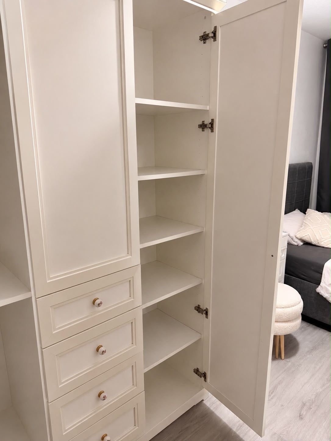 Witte kledingkast met spiegels en lades, Gebruikt, 200 cm of meer, 150 tot 200 cm, Ophalen of Verzenden