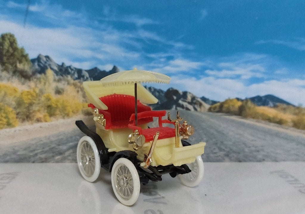 1:43 Peugeot Type 19 Victoria Phaeton 1898; Guisval #2, Hobby en Vrije tijd, Ophalen of Verzenden, Zo goed als nieuw, Auto, Overige merken