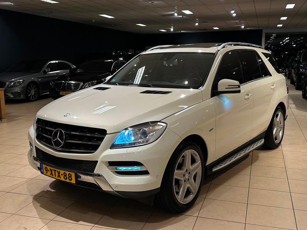 Mercedes-Benz M-klasse ML350 4MATIC|TREKHAAK|OPENDAK|AIRMATI, Automaat, Euro 5, Gebruikt, Zwart