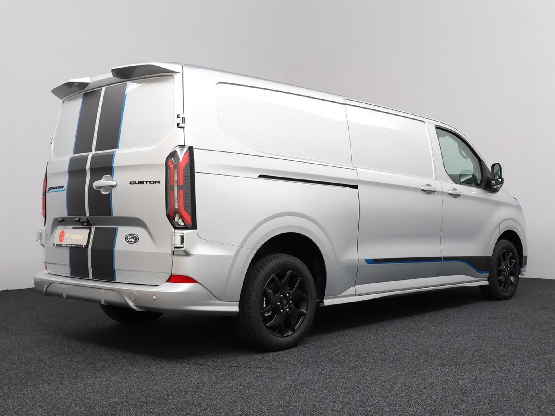 Ford E-Transit Custom 340 L2H1 Sport 71 kWh | Camera | Dubbe, Auto's, Bestelauto's, Automaat, 71 kWh, 470 min, Nieuw