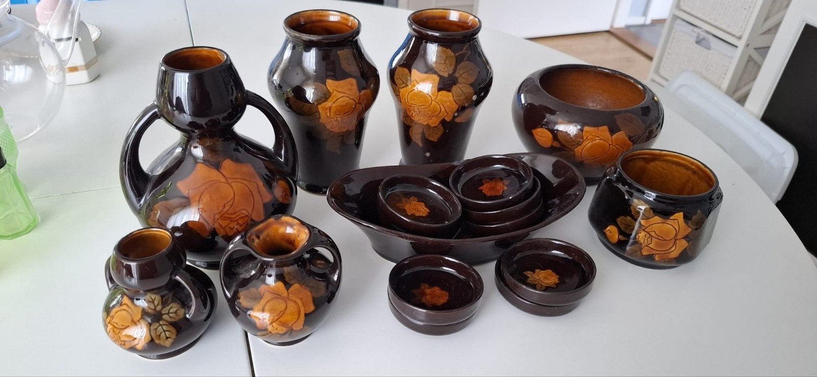 Unieke collectie Drents plateel aardewerk met roosdecor, Ophalen of Verzenden