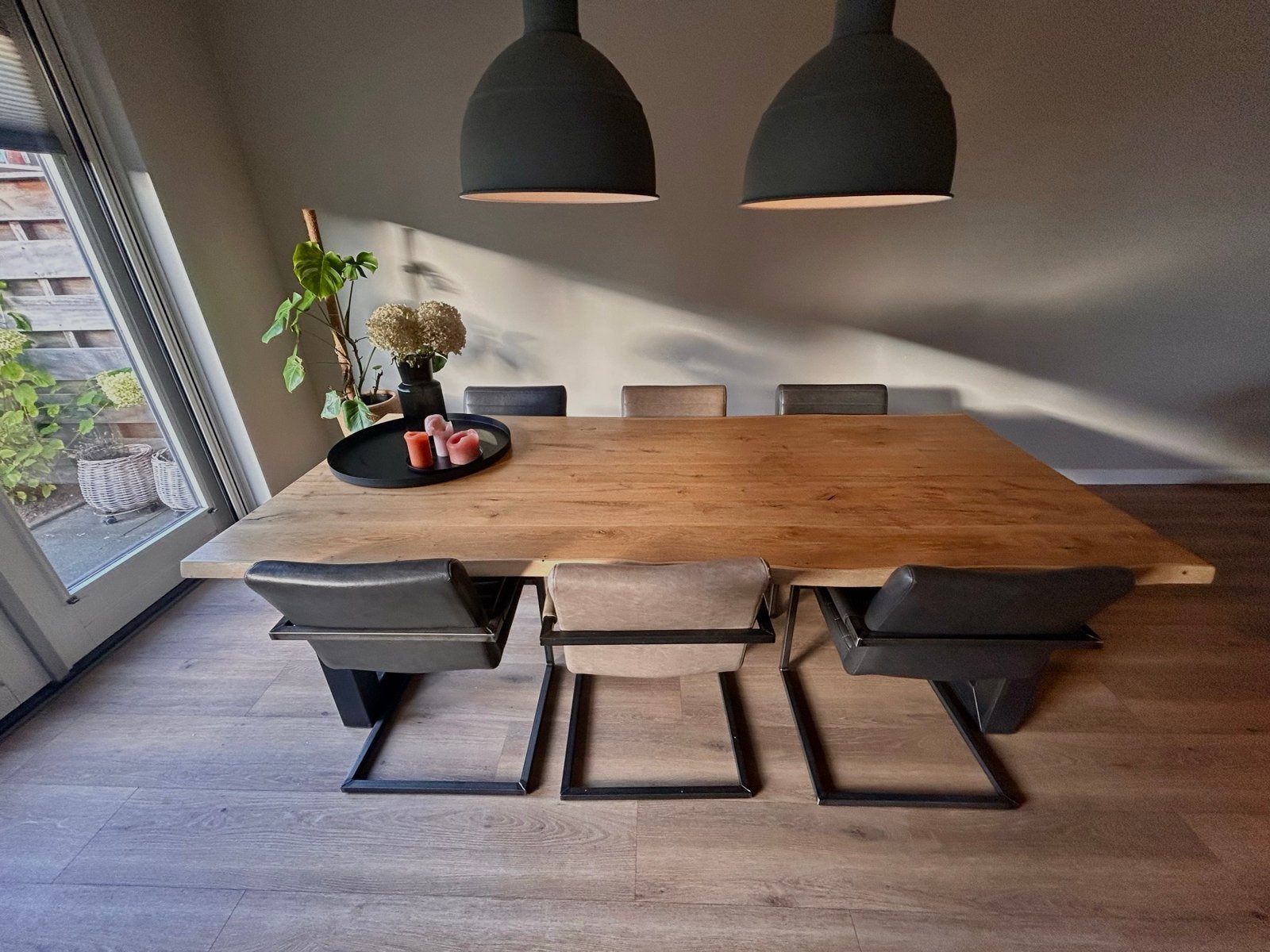 6 eetkamerstoelen: 4 antraciet, 2 beige, Ophalen, Zo goed als nieuw, Grijs, Vijf, Zes of meer stoelen