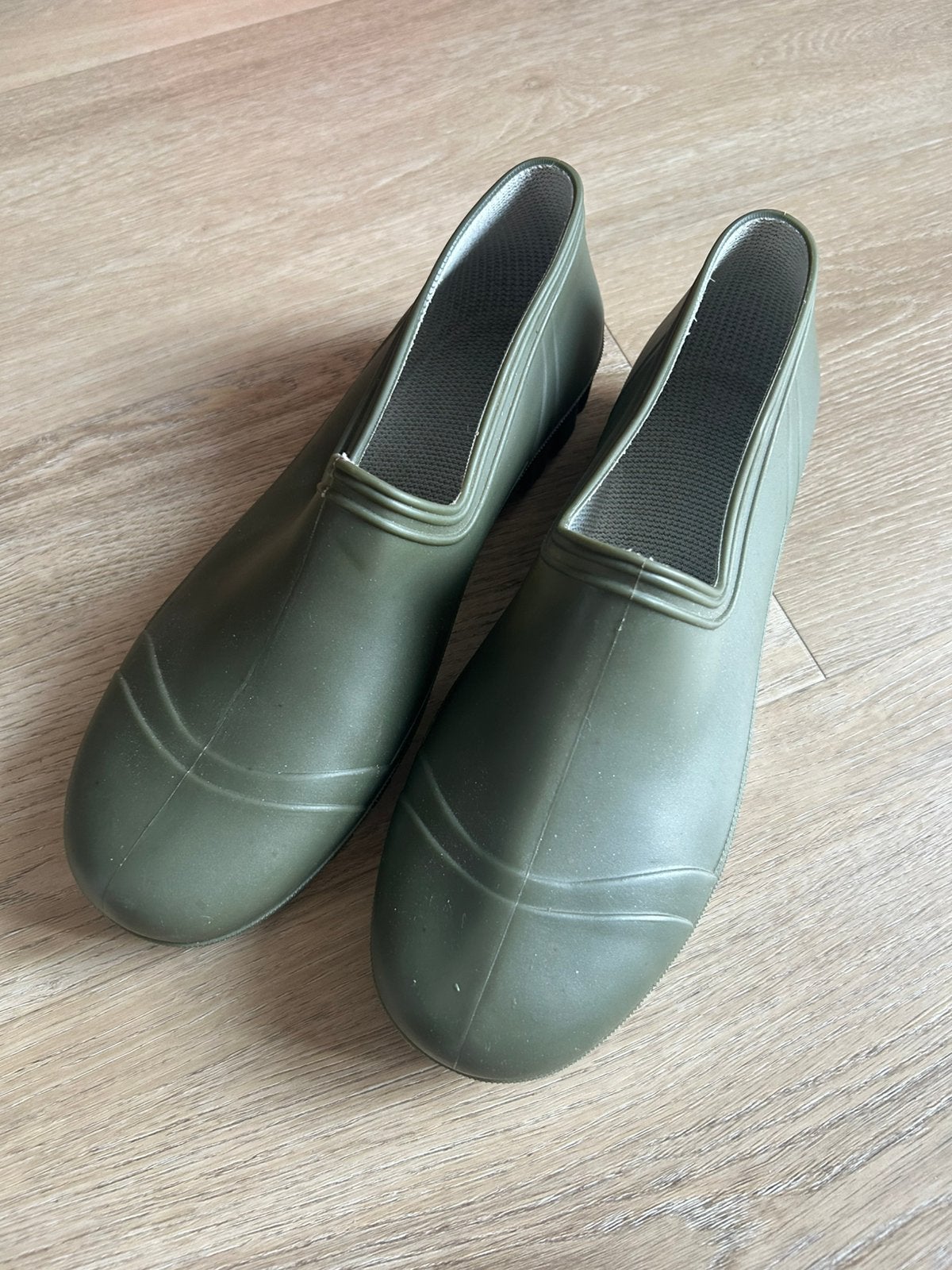 Mooie tuinschoenen tuinklompen maat 46 1x gedragen, Ophalen of Verzenden, Zo goed als nieuw