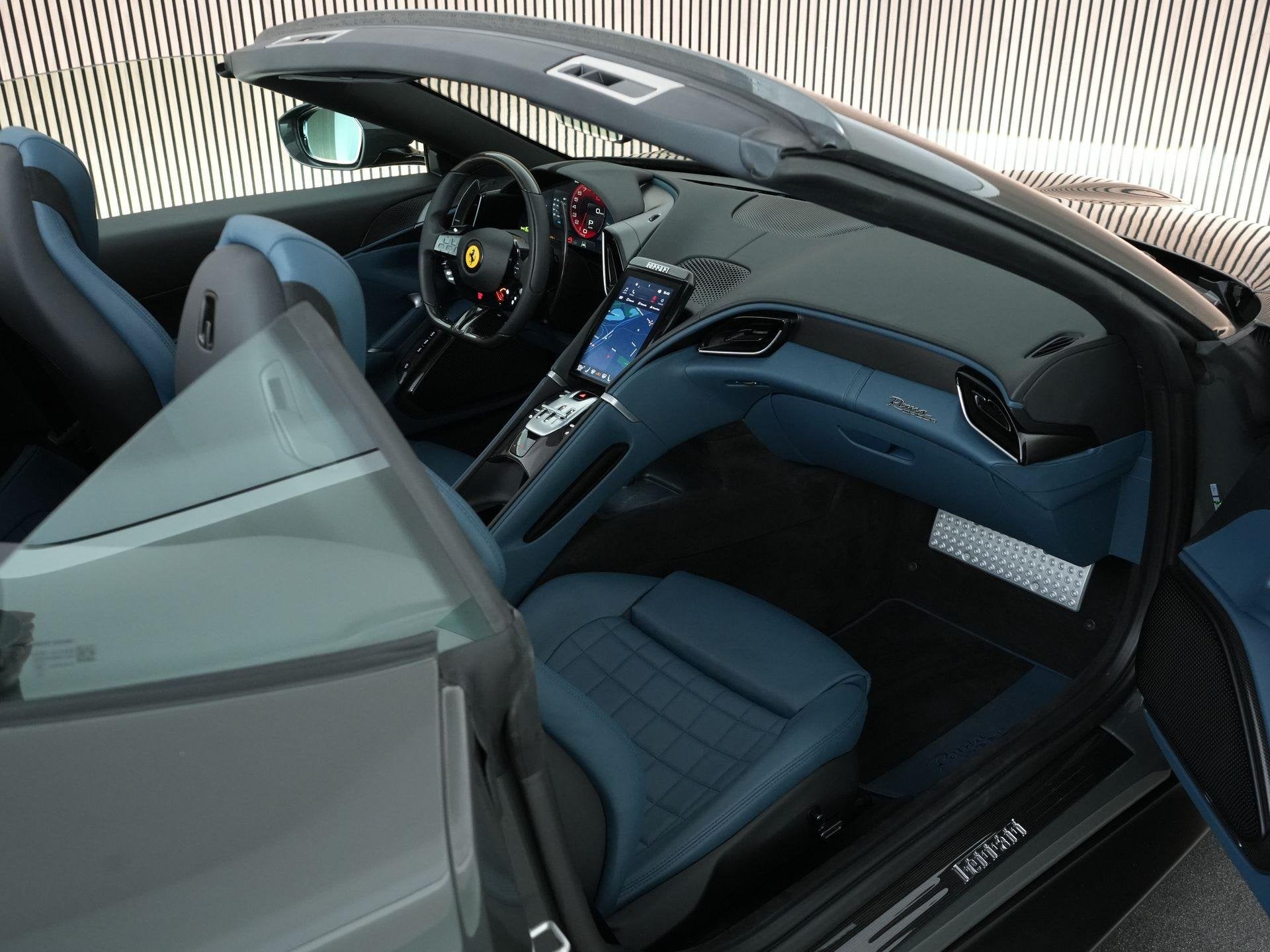 Ferrari Roma Spider 3.9 V8 |BTW|PPF|Grigio Scuro|360 camera|, Auto's, Ferrari, Automaat, Gebruikt, Cabriolet, 4 stoelen