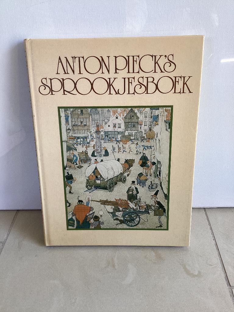 Anton Pieck’s sprookjesboek, Ophalen of Verzenden, Zo goed als nieuw