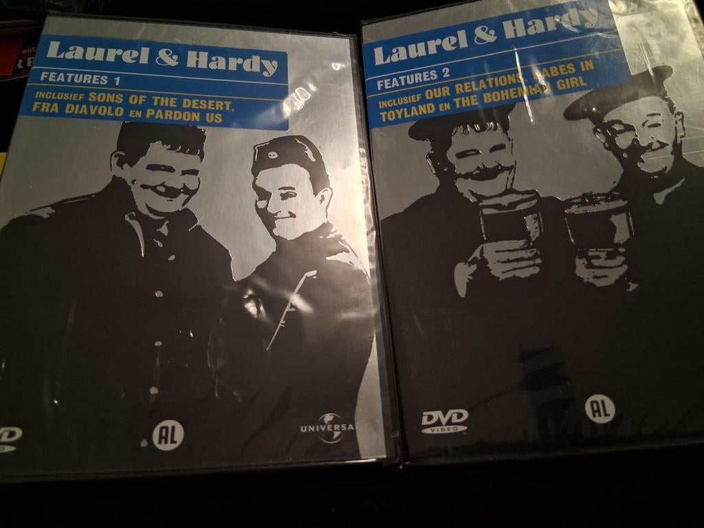 Laurel & Hardy DVD Boxset - Features 1 & 2 nieuw in verpakki, Cd's en Dvd's, Alle leeftijden, Ophalen of Verzenden, Zo goed als nieuw