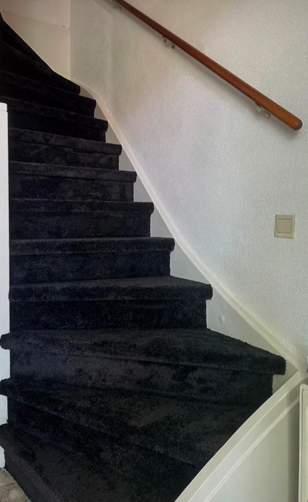 Trap laten stofferen? Vele tevreden klanten gingen u voor!, 75 m² of meer, Nieuw, Ophalen of Verzenden, Tapijt