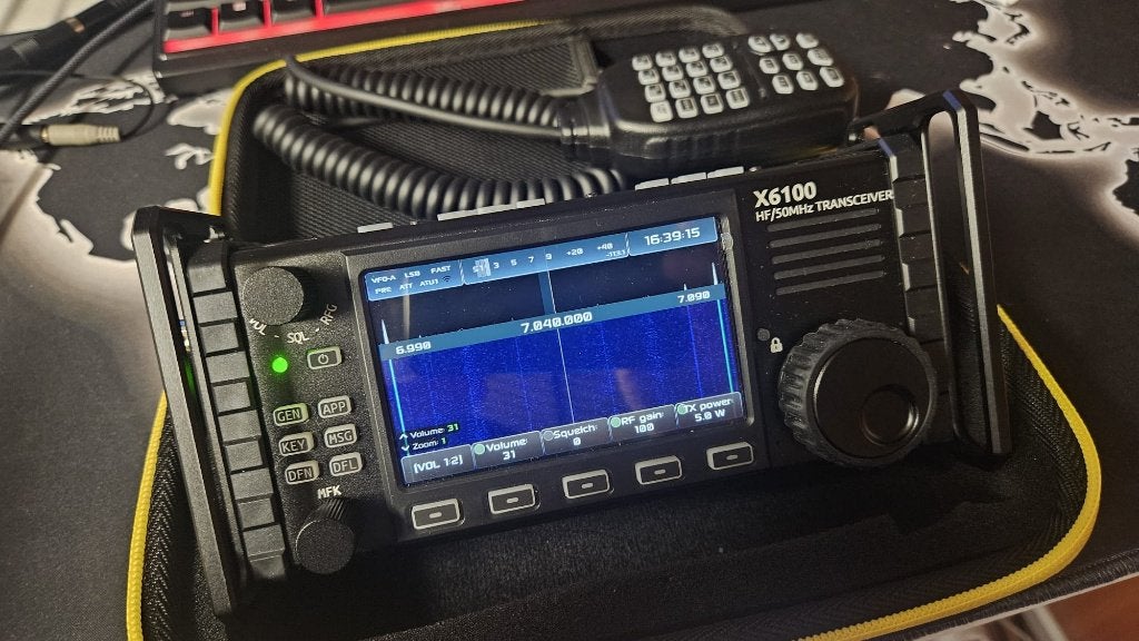 Xiegu x6100, Telecommunicatie, Zenders en Ontvangers, Ophalen of Verzenden, Zo goed als nieuw, Zender en Ontvanger
