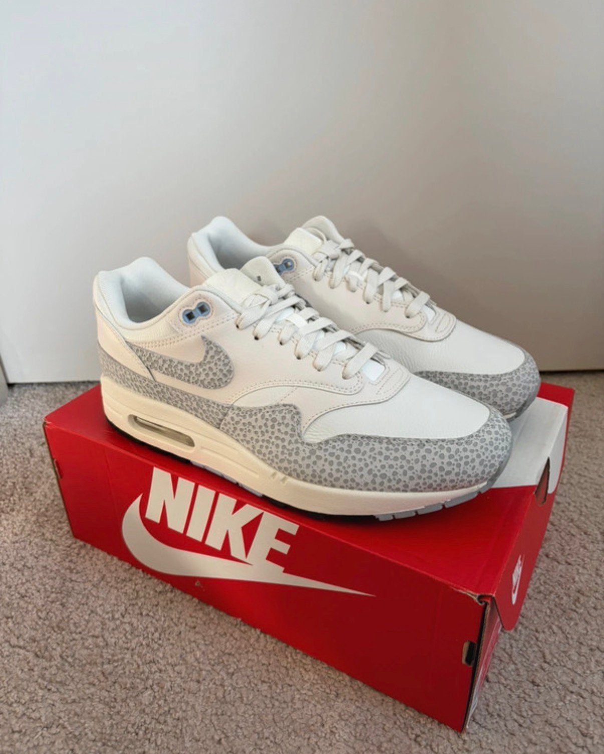 Nike Air Max 1 Safari Summit White 44.5 NEW!, Overige kleuren, Verzenden, Nieuw, Sneakers of Gympen