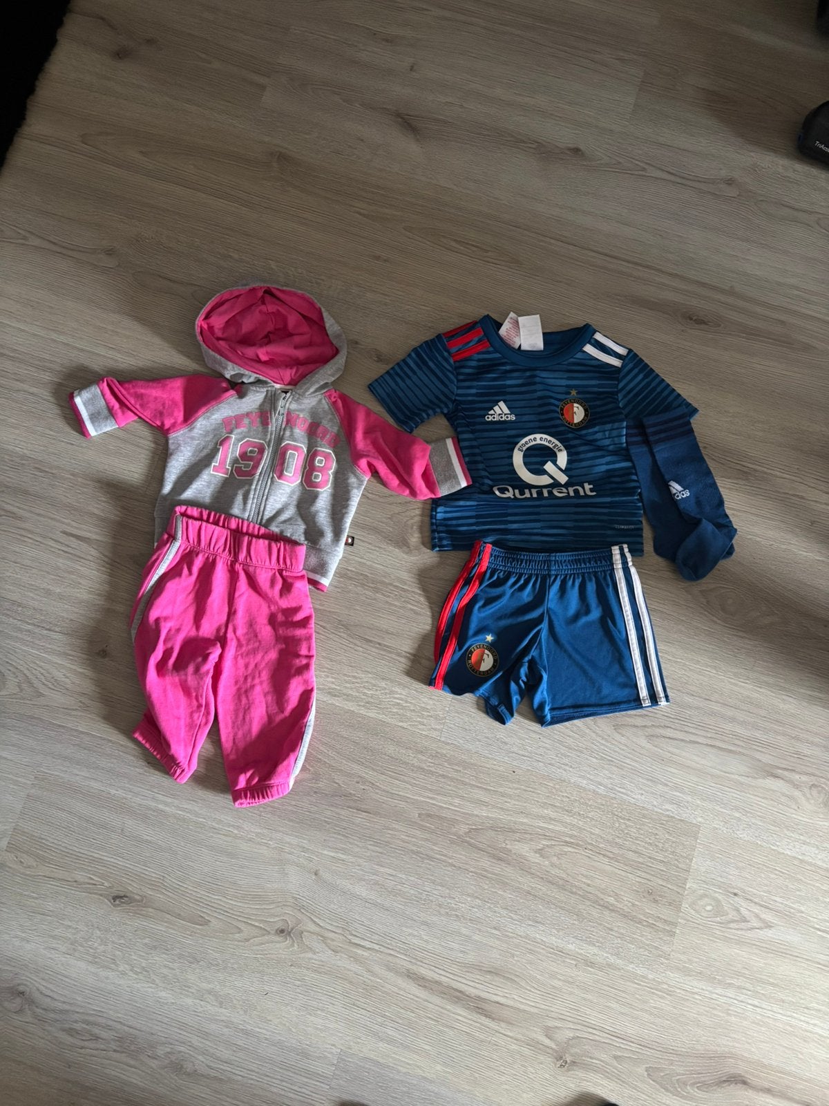 Feyenoord shirtjes baby pakjes en overige shirts, Ophalen, Zo goed als nieuw, Overige maten, Blauw