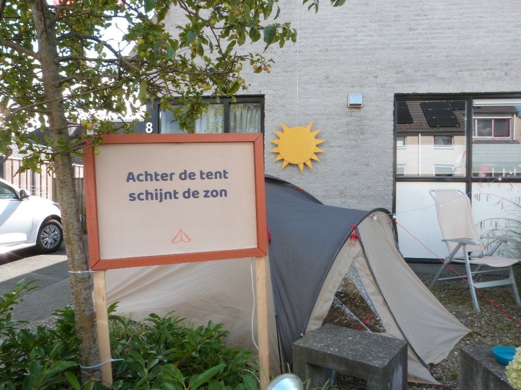 straatversiering, Ophalen, Zo goed als nieuw, Versiering