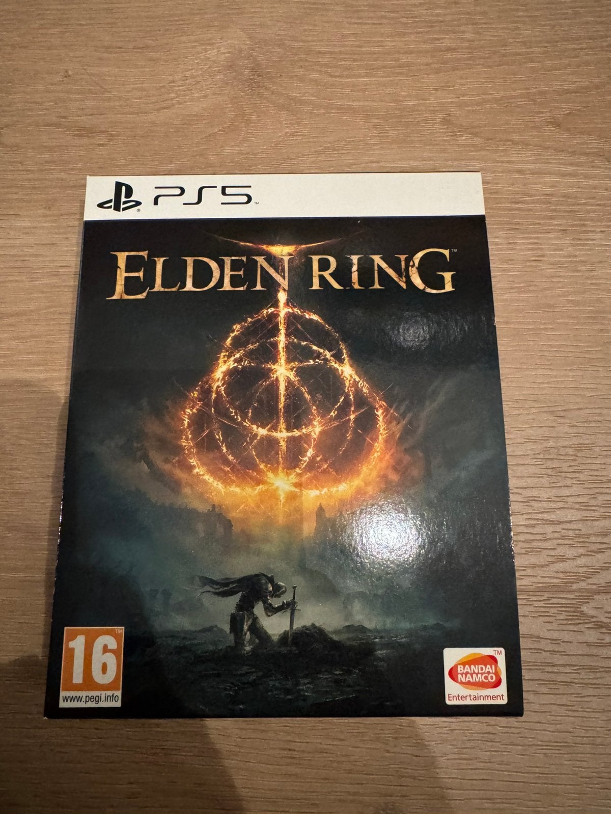 Elden Ring Laungh Edition - PS5, Ophalen of Verzenden, Zo goed als nieuw