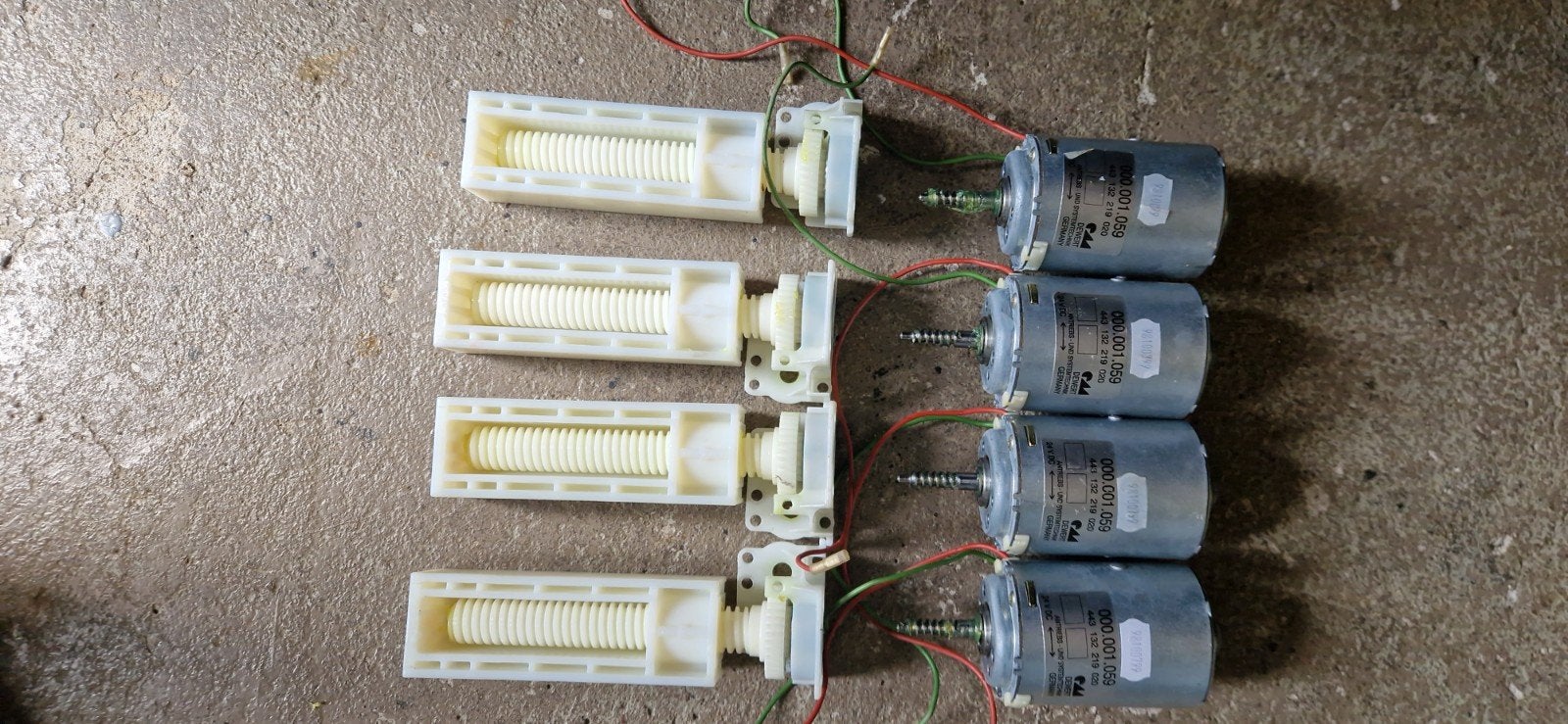 4x Complete Dewert Bedmotor met Spindelaandrijving 24V – 000, Ophalen of Verzenden, Zo goed als nieuw