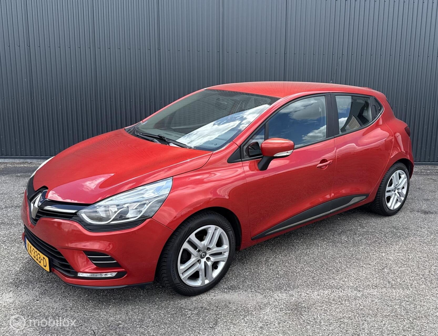 Renault Clio 0.9 TCe Zen, Voorwielaandrijving, 898 cc, Gebruikt, 49 €/maand