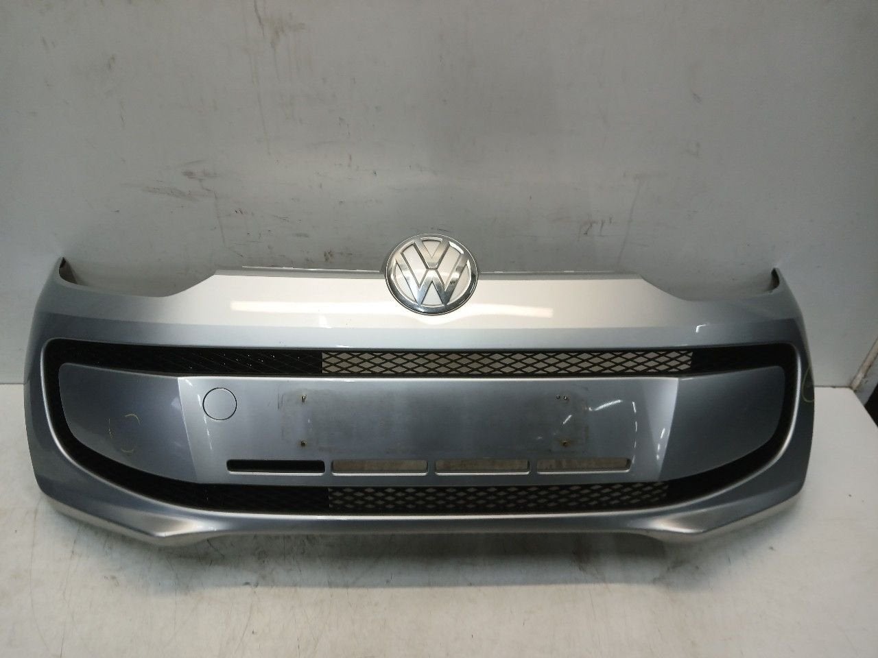 Bumper voor Volkswagen Up, Onderdelen@venauto.nl, Van der Ven Autorecycling B.V., Gebruikt, Ettenseweg 76, 4706 PB Roosendaal, The Netherlands