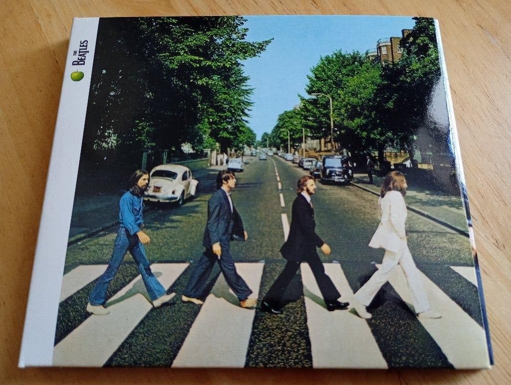 CD The Beatles - Abbey Road + Mini-Documentary, Verzenden, Zo goed als nieuw, Poprock