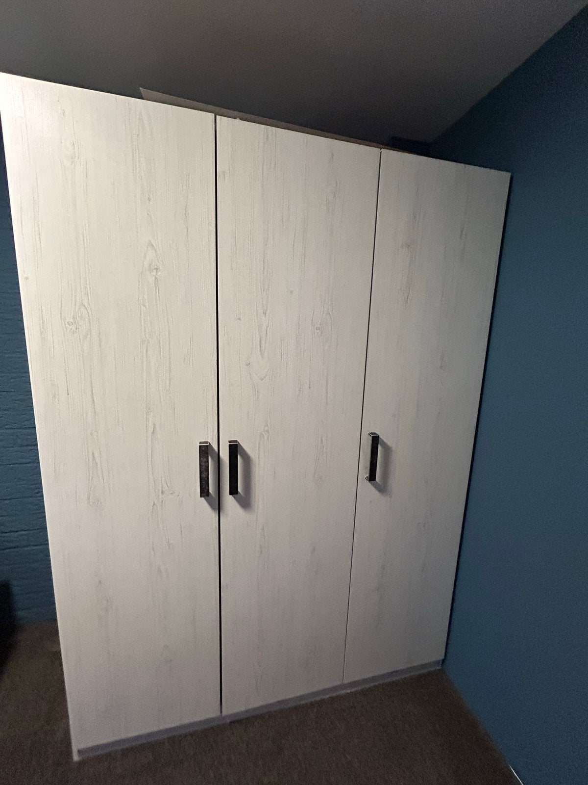 Ruime Kledingkast 146x201x50 cm - Wit Houtlook, Huis en Inrichting, Kasten | Kledingkasten, Ophalen, 100 tot 150 cm, 200 cm of meer