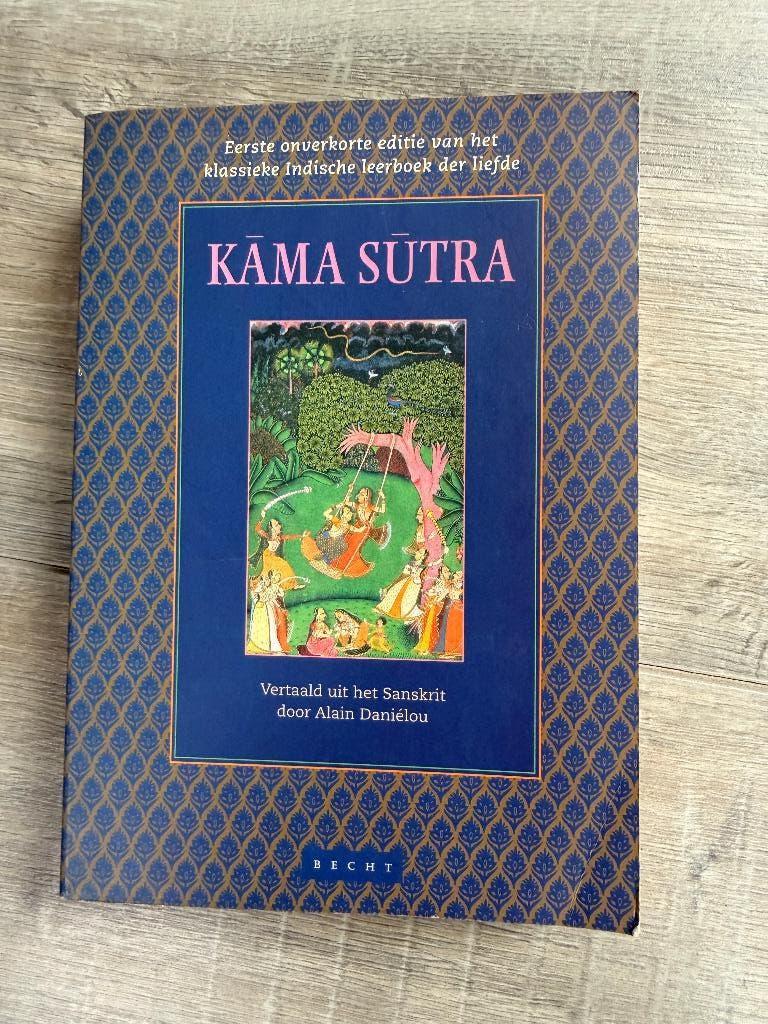 Boek Kama Sutra - Nederlandse vertaling, Boeken, Ophalen of Verzenden, Gelezen, Spiritualiteit algemeen, Overige typen