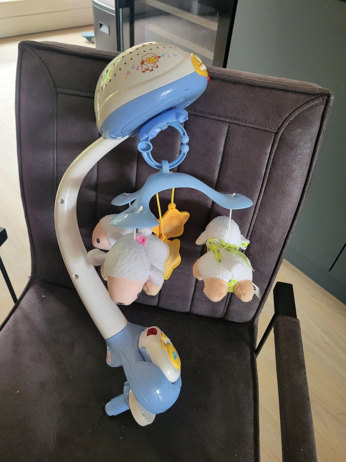 Vtech Mobiel met lichtprojectie en geluiden, Ophalen of Verzenden, Zo goed als nieuw, Mobiel, Met licht