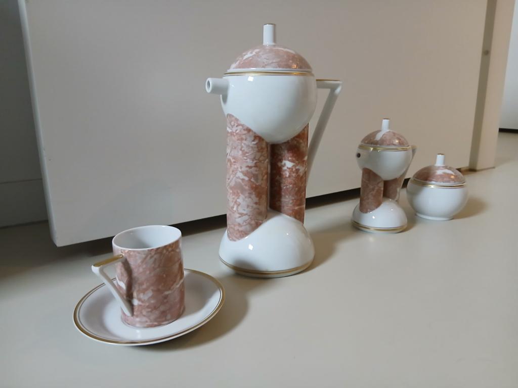 Thun Studio thee/ koffie servies met porseleine klok, Antiek en Kunst, Antiek | Servies compleet, Ophalen of Verzenden