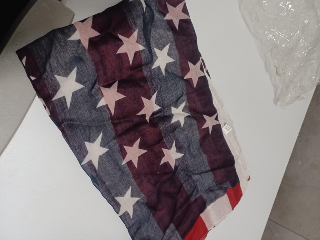 Nieuwe sjaal met Amerikaans vlag design, Ophalen of Verzenden, Nieuw, Maat 46/48 (XL) of groter, Sjaal