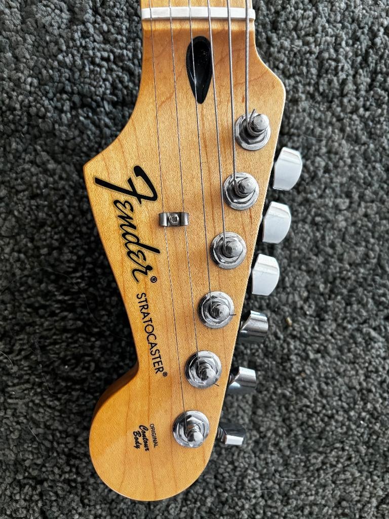 Fender Standard Stratocaster (Mexico, 2017), Muziek en Instrumenten, Snaarinstrumenten | Gitaren | Elektrisch, Ophalen, Zo goed als nieuw