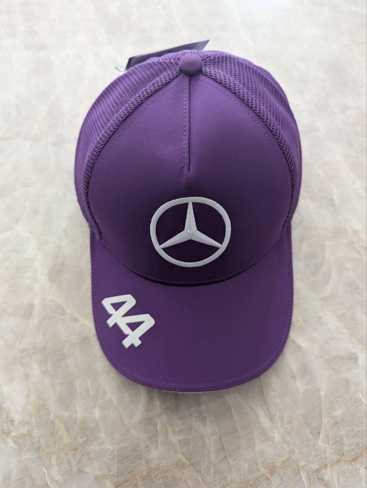 Mercedes AMG Petronas Lewis Hamilton Paarse Pet, Nieuw, Pet, Mercedes AMG Petronas, One size fits all