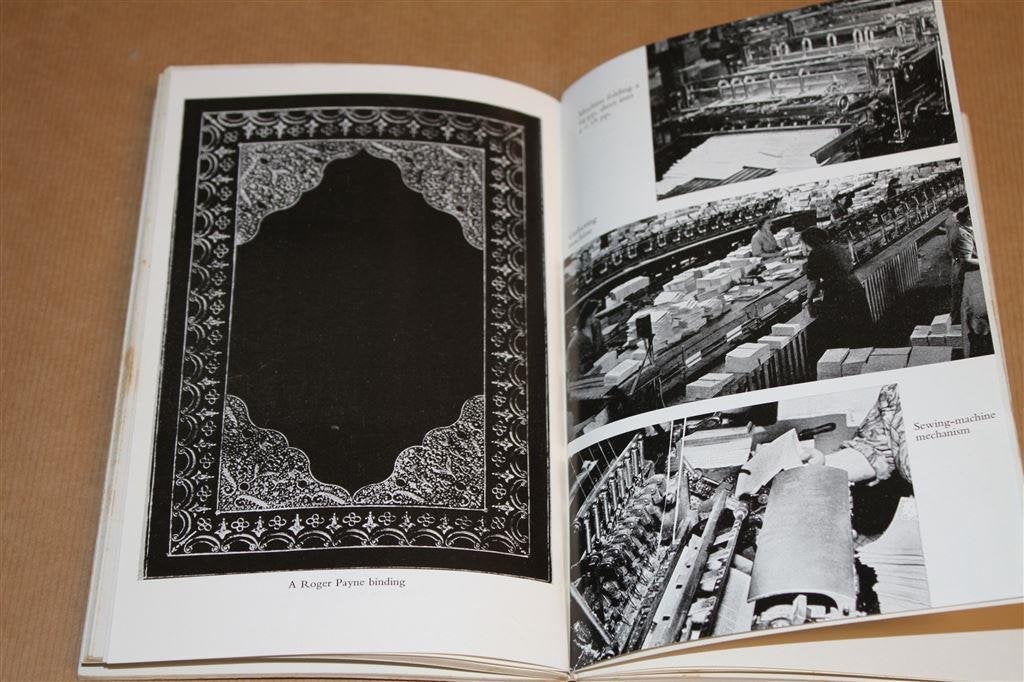 Introduction to book binding. Boekbinden. Darley., Ophalen of Verzenden, Gelezen, Overige onderwerpen