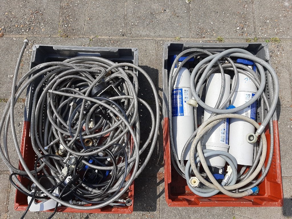 Brita Waterfilters + RVS Slangen Olland en Spengler, Witgoed en Apparatuur, Koffiezetapparaten, Ophalen, Gemalen koffie, Gebruikt