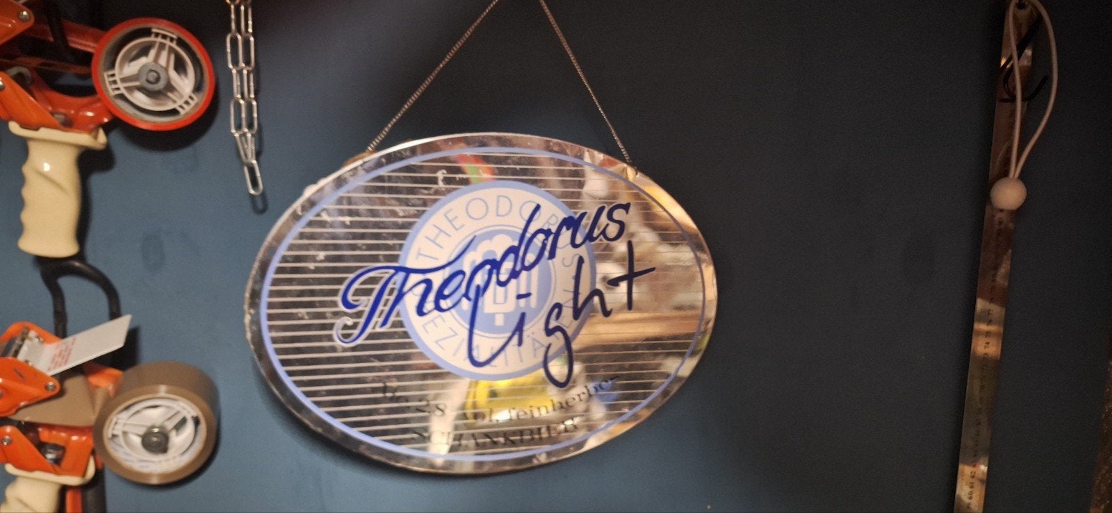 Theodorus Light bier reclamebord (41024), Verzamelen, Ophalen of Verzenden, Zo goed als nieuw, Reclamebord, Plaat of Schild, Overige merken