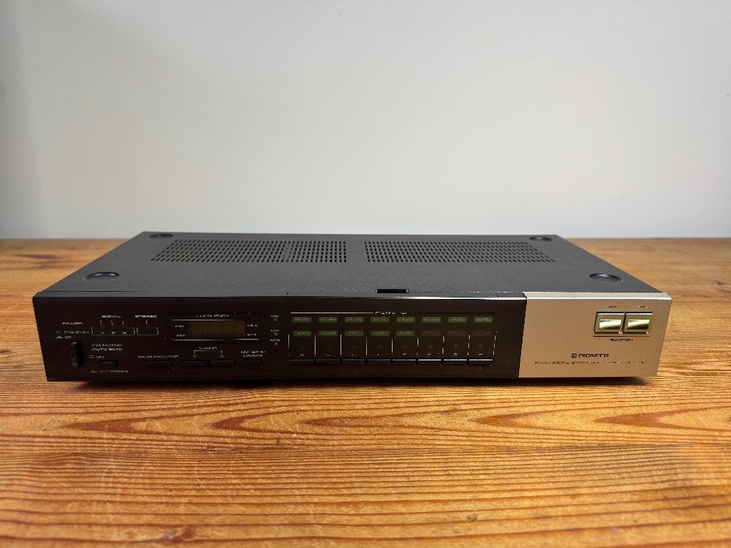 PIONEER FM AM DIGITAL SYNTHESIZED TUNER MODEL TX 930L, Ophalen of Verzenden, Gebruikt