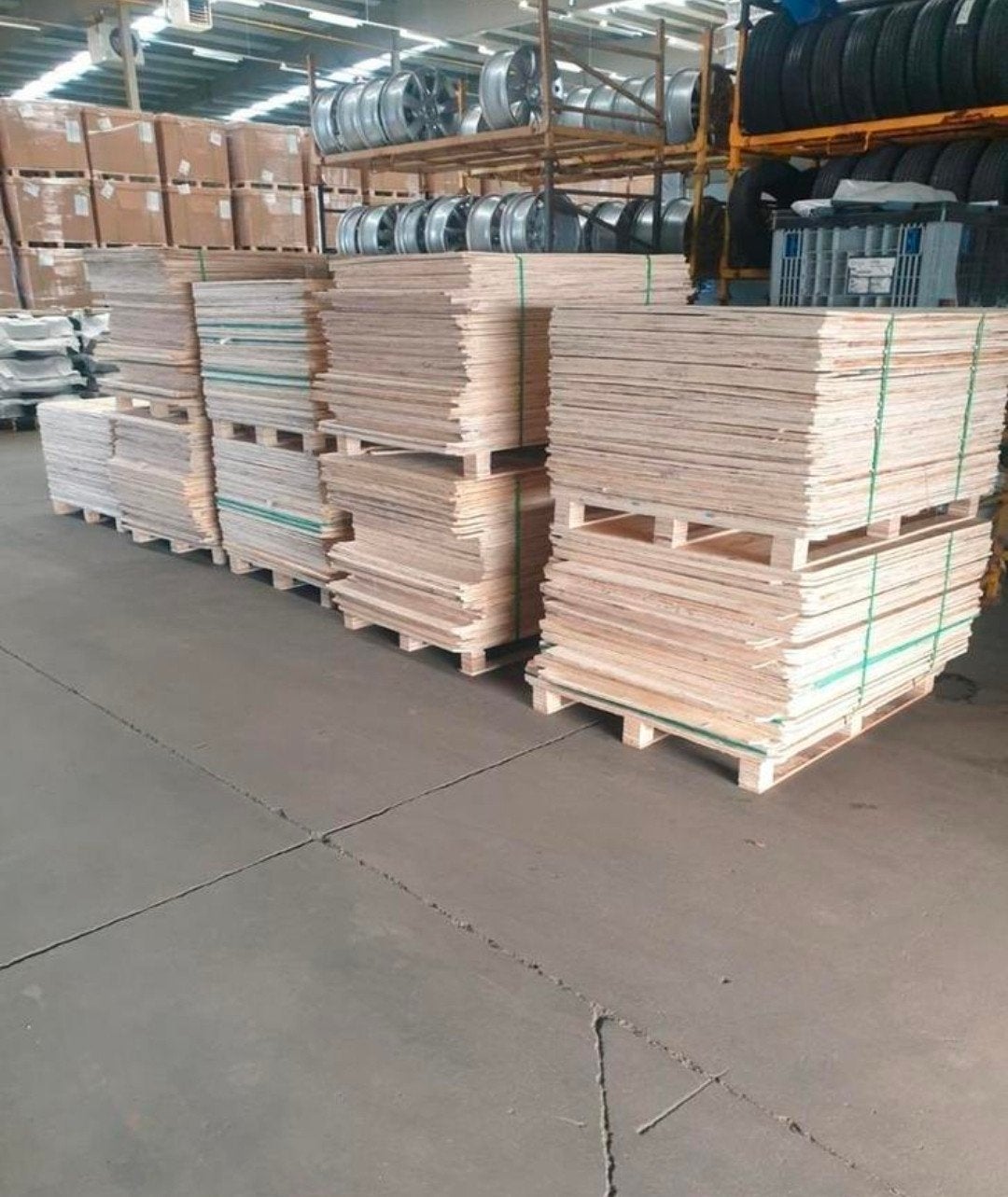Te koop houten platen (Multiplex) 1,50€/st, Doe-het-zelf en Verbouw, Ophalen, Gebruikt, Minder dan 25 mm, Minder dan 200 cm
